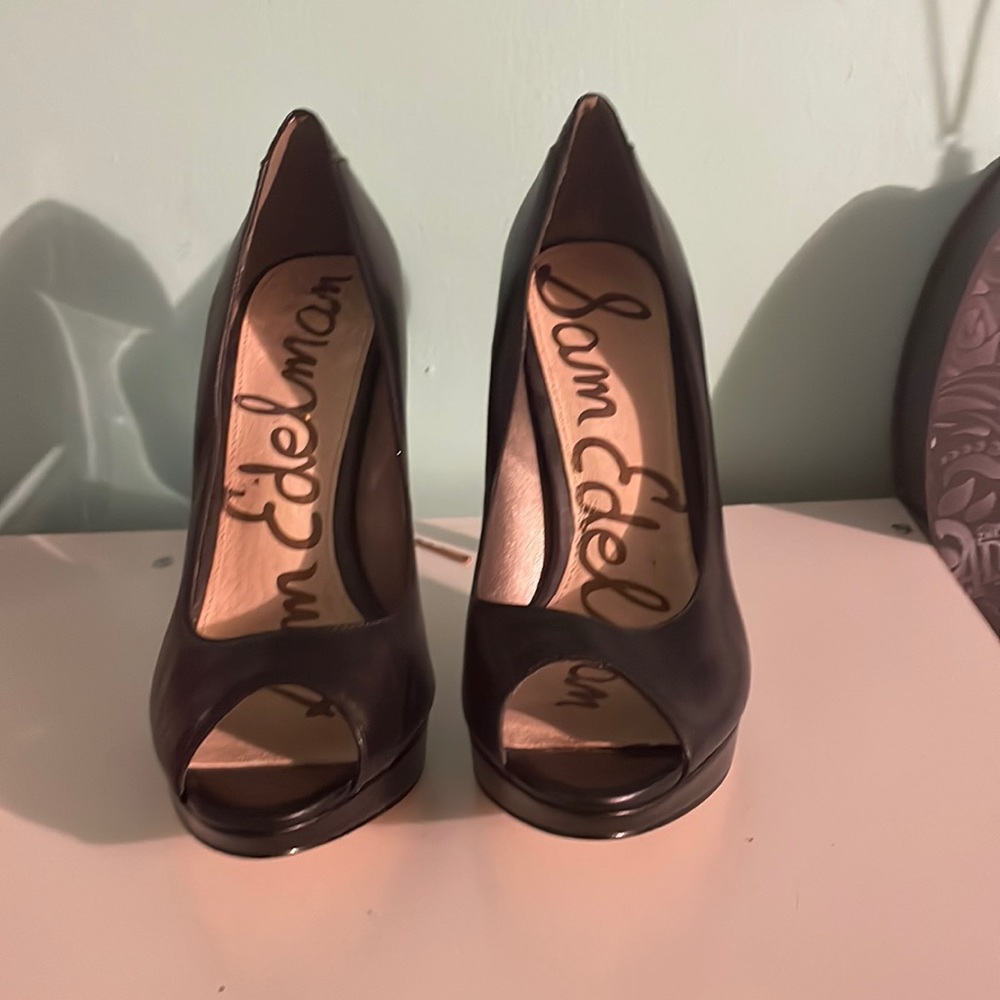 Black heels